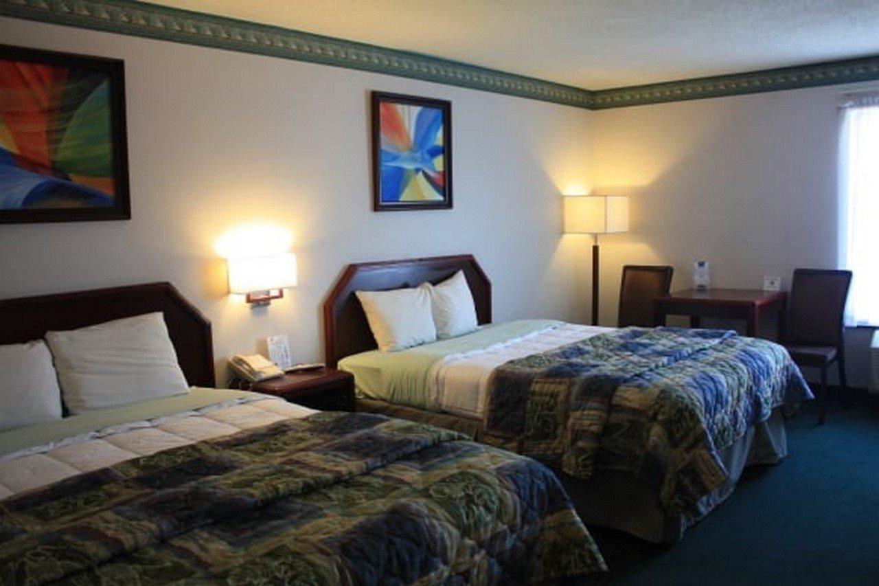 Super 8 By Wyndham Somerset Eksteriør billede